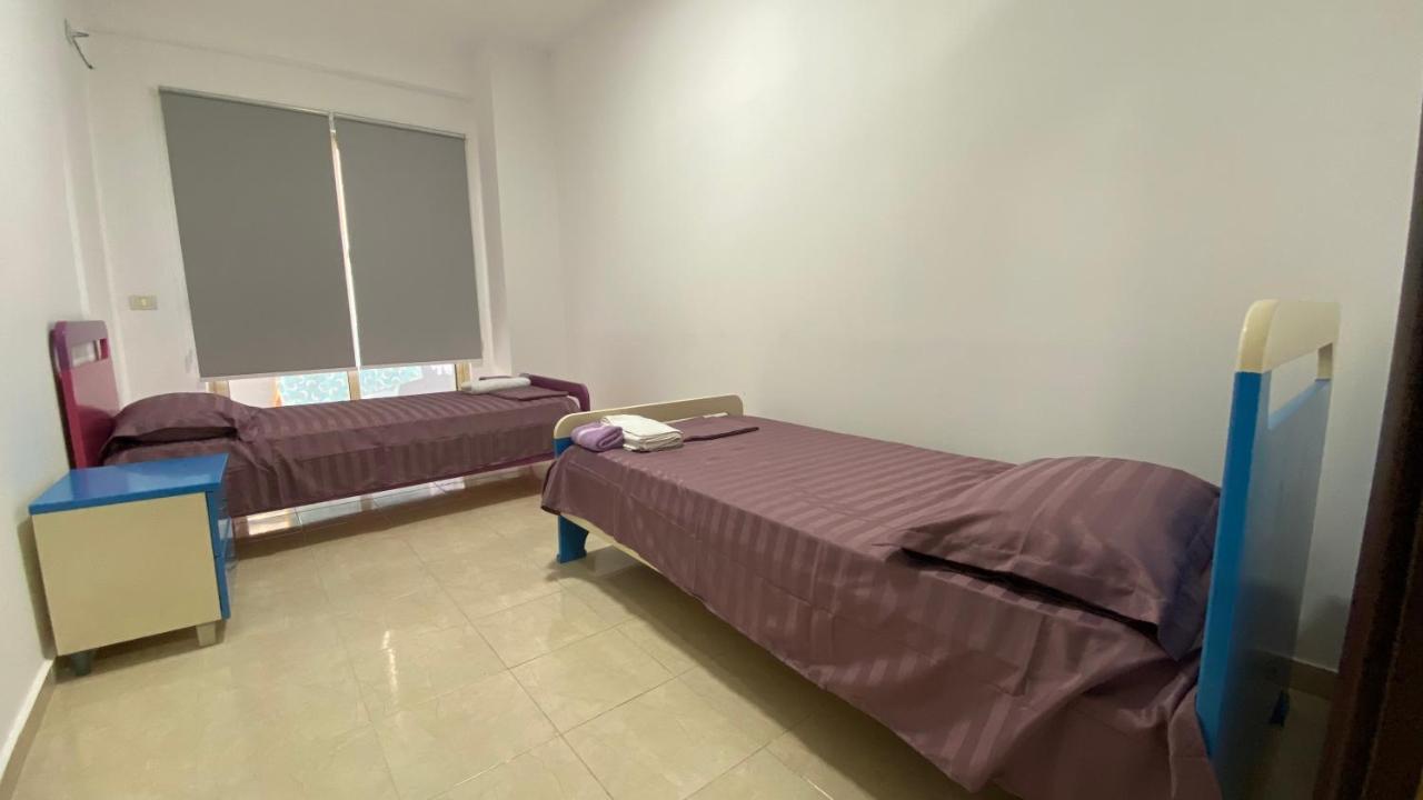 Anna'S Apartament Lushnje Bagian luar foto